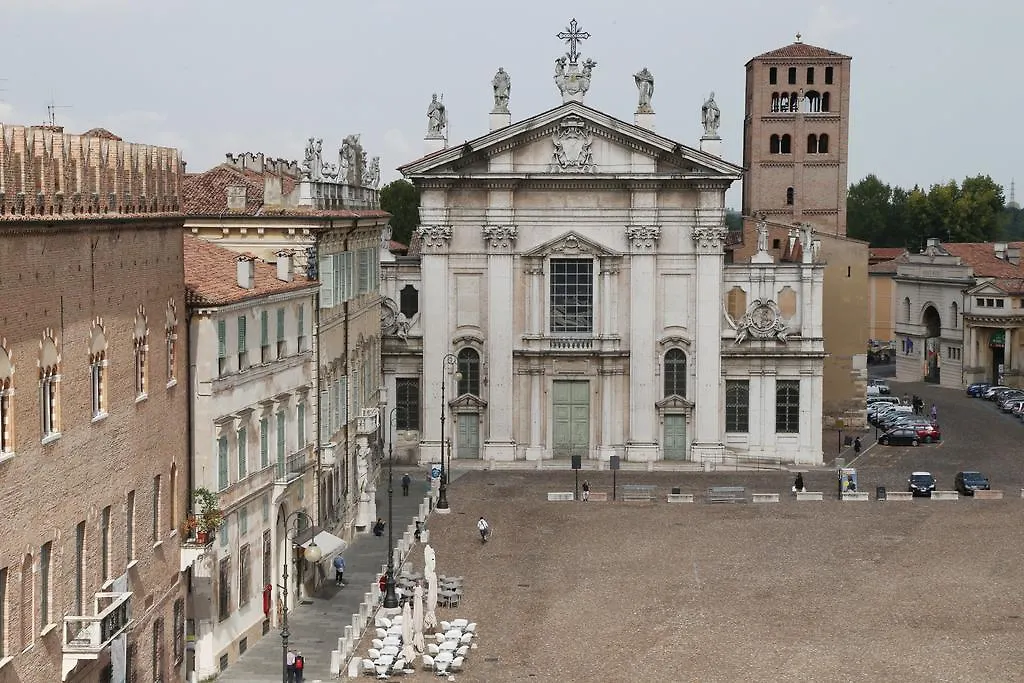 Hotel Residenza Accademia Mantova 3*,