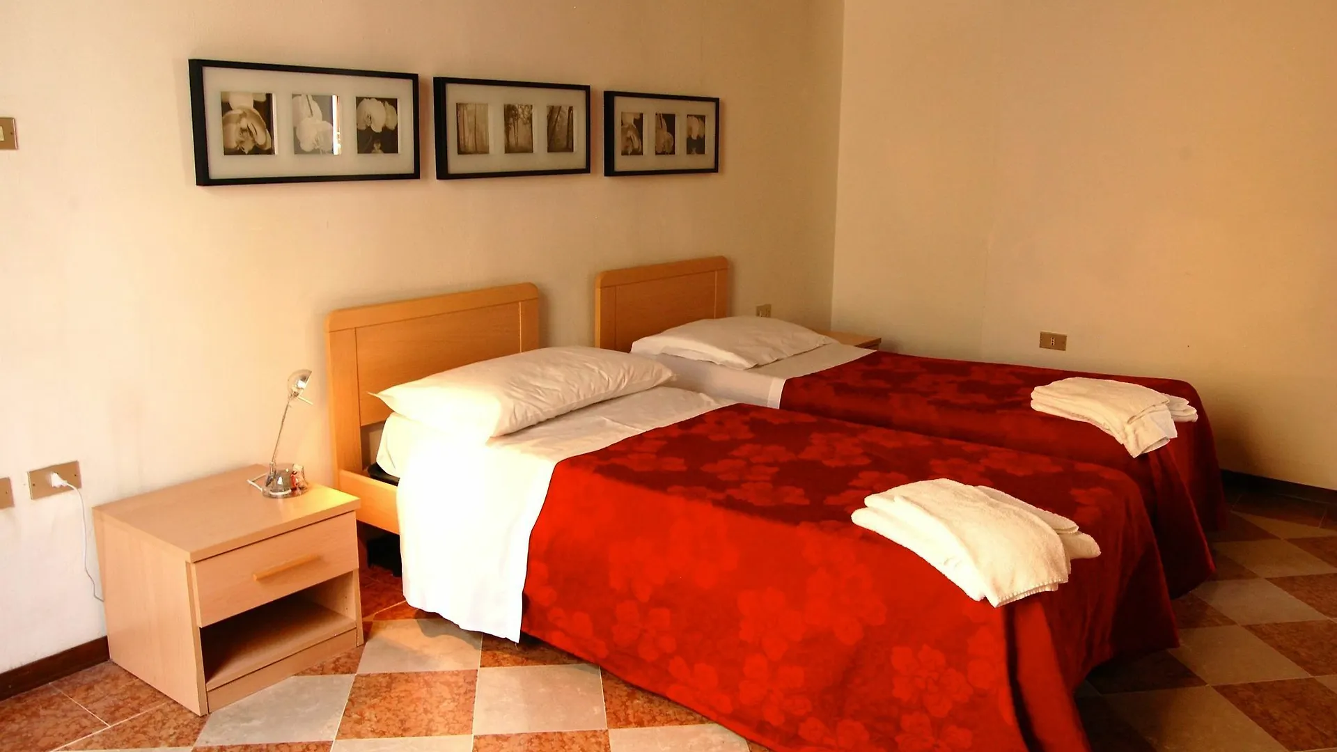Residenza Accademia Hotel Mantova Italy