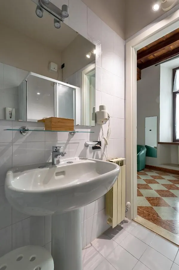 Residenza Accademia Hotell Mantova 3*,